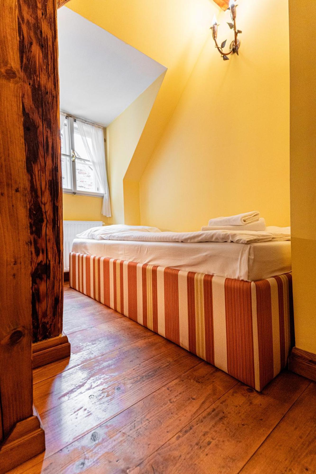 Penzion Cosmopolitan Ii. Banska Stiavnica Room photo